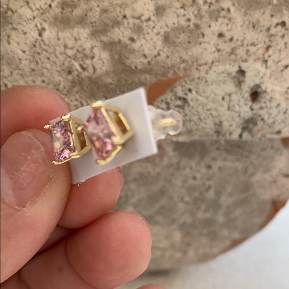 Elegant Pink Stud Earrings - Picture 3 of 4